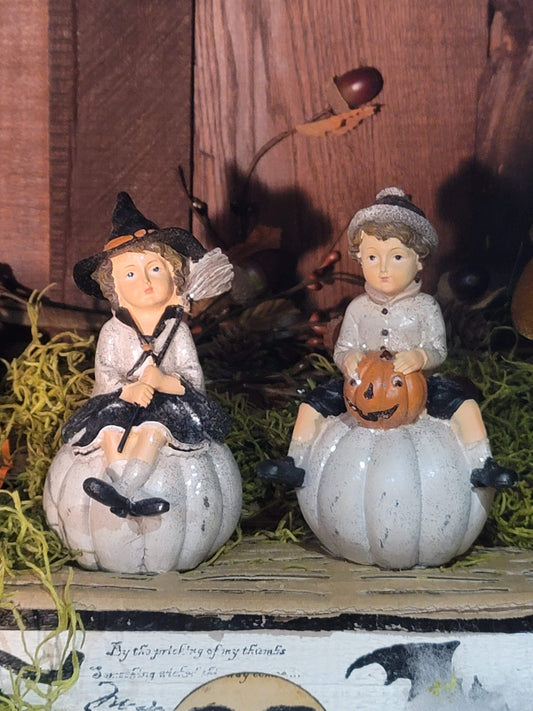 Vintage Halloween Style Pumpkin Boy and Witch Girl Trick or Treat Figurine Set