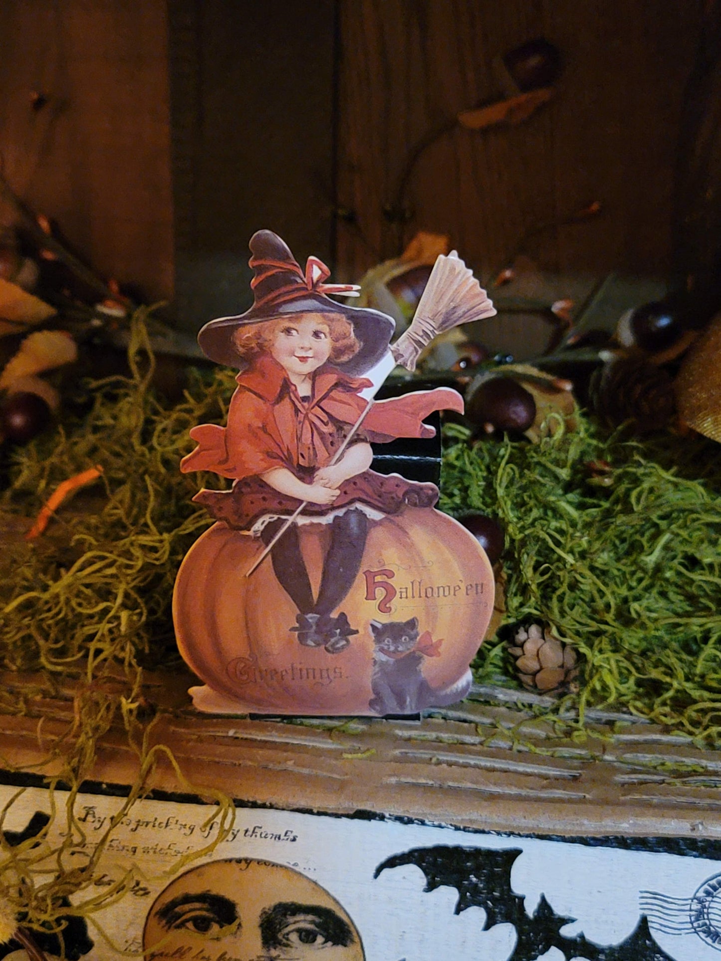 Vintage Halloween Postcard Style Witch or Pumpkin Gift Box Greetings