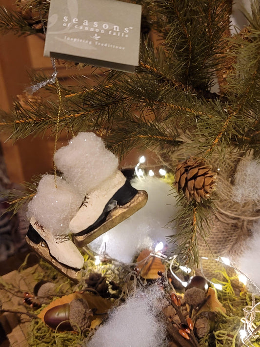 Primitive Victorian Style Ice Figure Skates Ornament