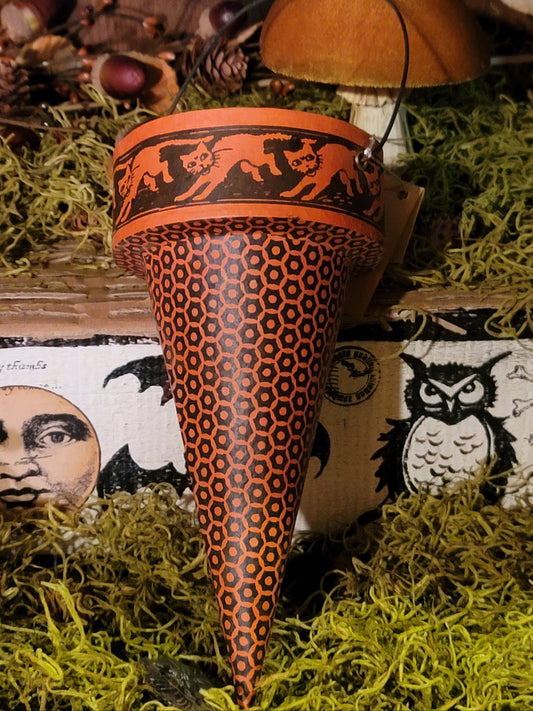 Vintage Halloween Style Bethany Lowe Cat Candy Cone Ornament Decoration