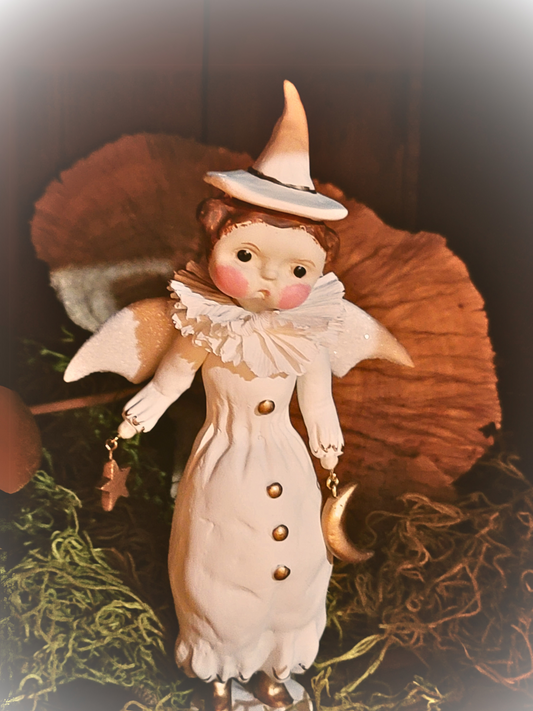 Vintage Halloween Folk Art Style Dee Harvey Miss Behavin Witch Figurine
